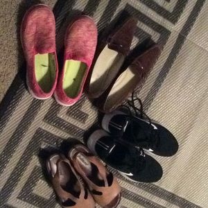 4 pair of shoes